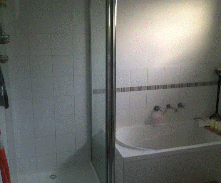 A picture containing wall, indoor, bathroom, tiled

Description automatically generated